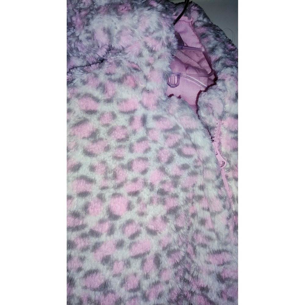 Faux fur one piece Carter's size 3-6 months - Picture 1 of 8